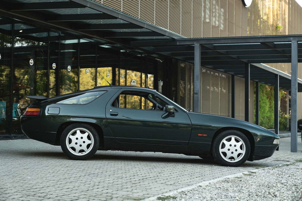 1989 PORSCHE 928 GT EX VAN BASTEN