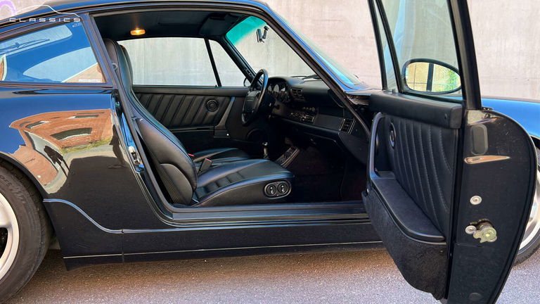 Porsche 964 Carrera 4