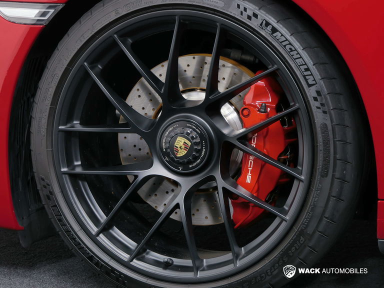 Porsche 991.2 Carrera 4 GTS