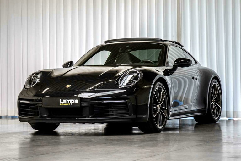 Porsche 992 Carrera