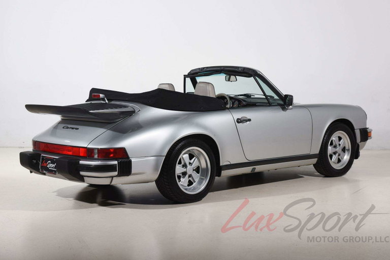 Porsche 911 Carrera 3.2 (US)