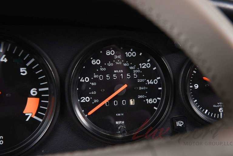 Porsche 911 Carrera 3.2 (US)