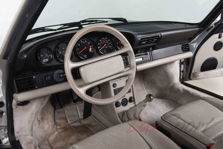 Porsche 911 Carrera 3.2 (US)