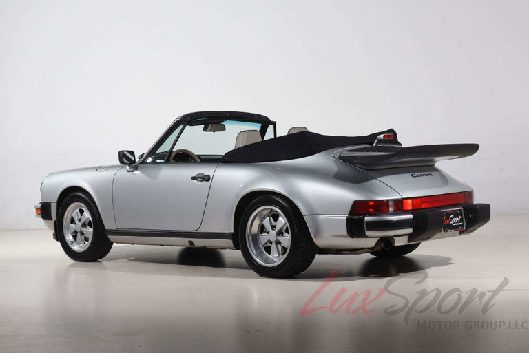 Porsche 911 Carrera 3.2 (US)