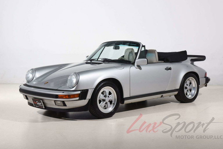 Porsche 911 Carrera 3.2 (US)