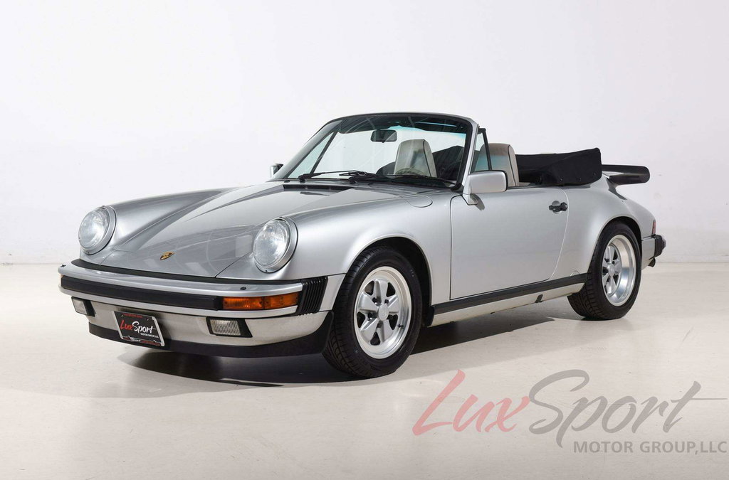 Porsche 911 Carrera 3.2 (US)