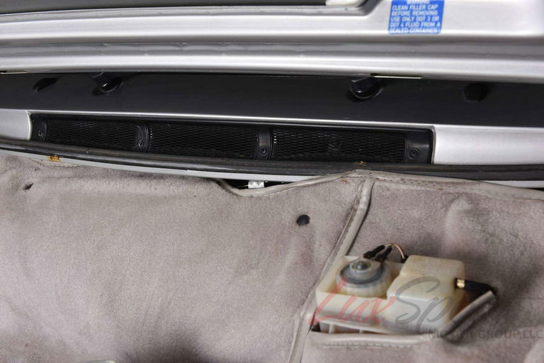 Porsche 911 Carrera 3.2 (US)