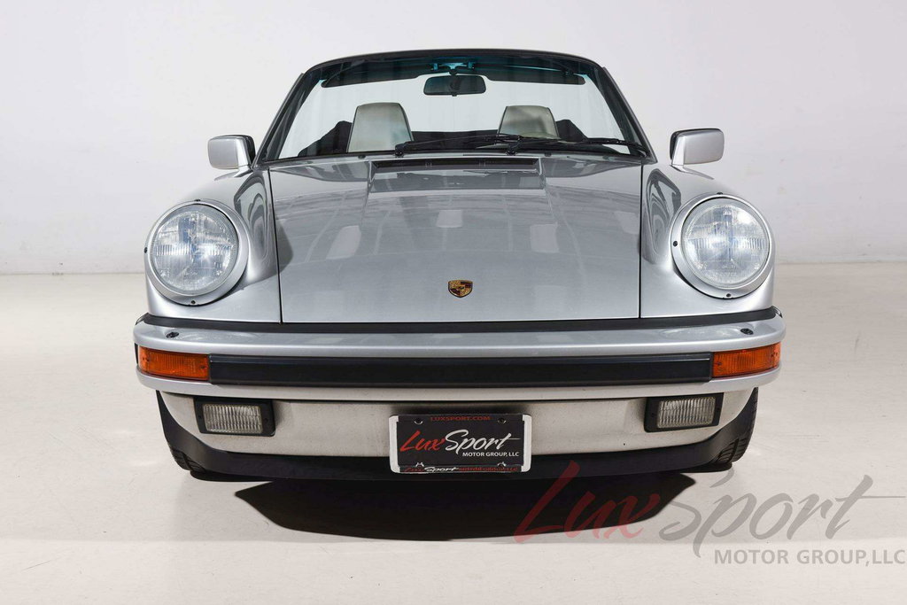 Porsche 911 Carrera 3.2 (US)