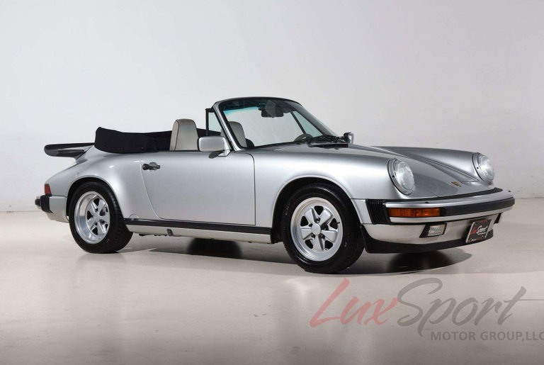 Porsche 911 Carrera 3.2 (US)