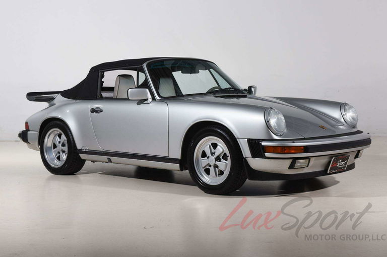 Porsche 911 Carrera 3.2 (US)