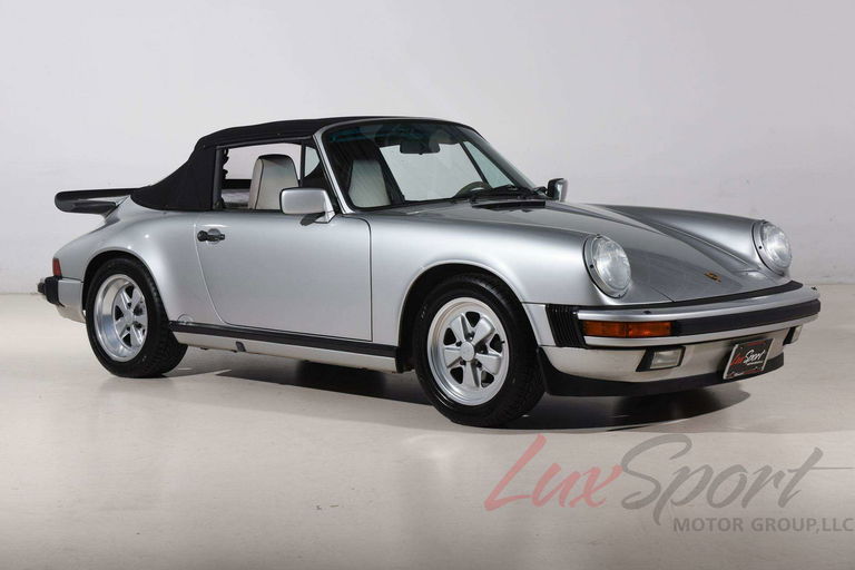 Porsche 911 Carrera 3.2 (US)