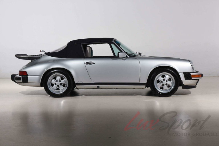 Porsche 911 Carrera 3.2 (US)