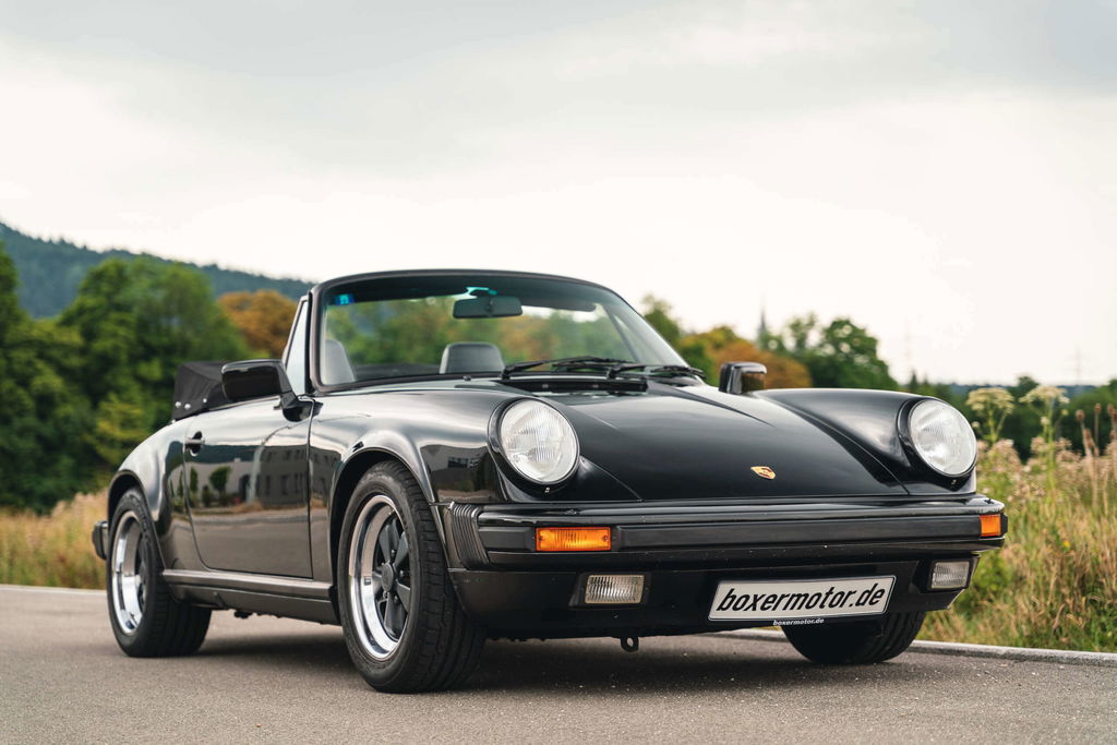 Porsche 911 Carrera 3.2 (US)