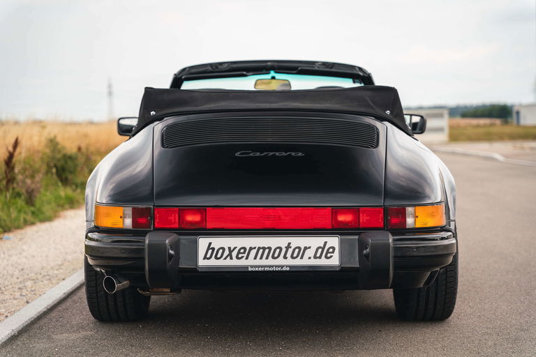 Porsche 911 Carrera 3.2 (US)