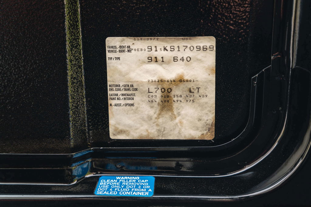 Porsche 911 Carrera 3.2 (US)