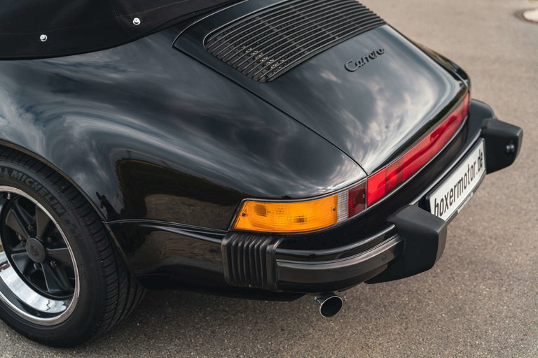 Porsche 911 Carrera 3.2 (US)