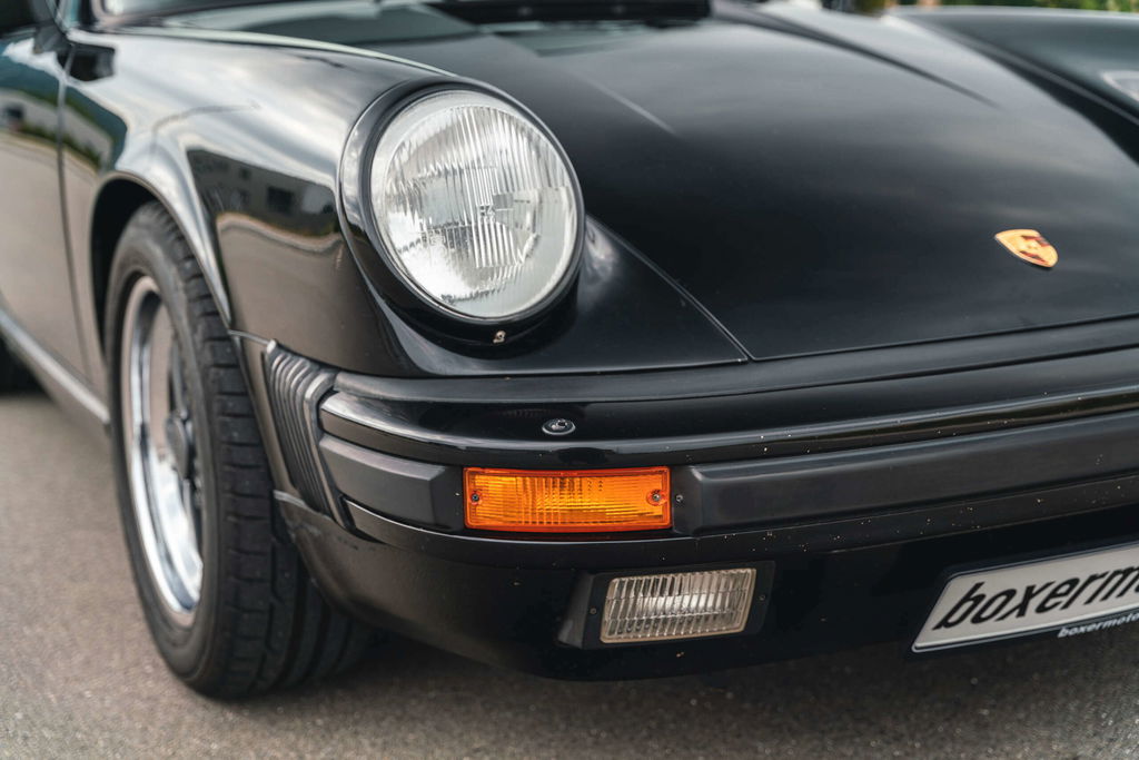 Porsche 911 Carrera 3.2 (US)