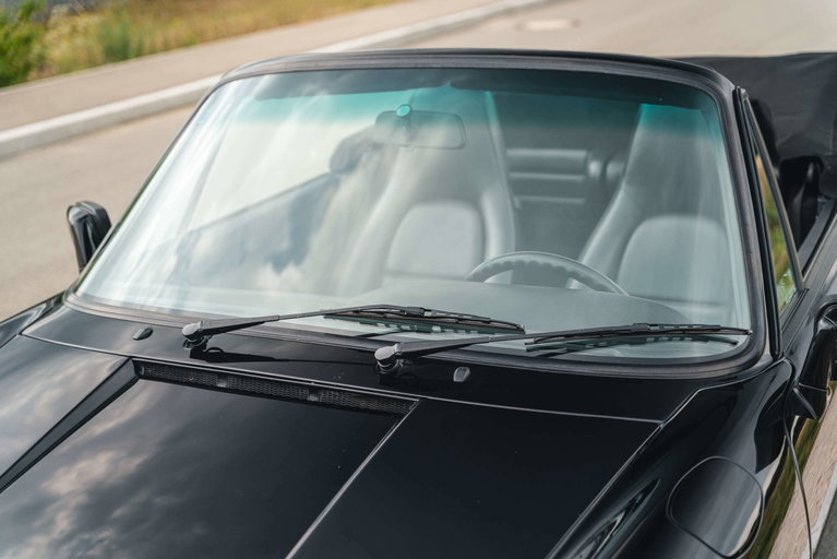 Porsche 911 Carrera 3.2 (US)