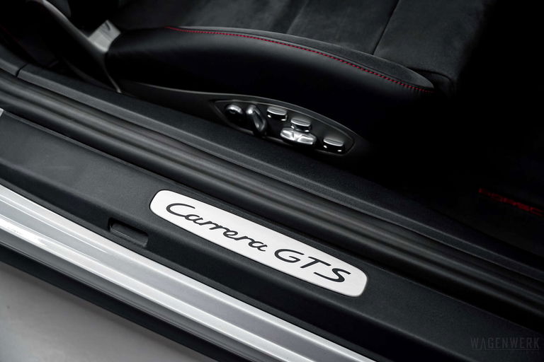 Porsche 991.2 Carrera GTS