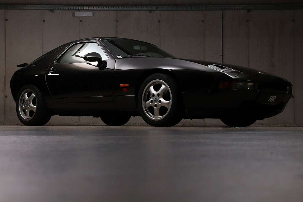 Porsche 928 GTS