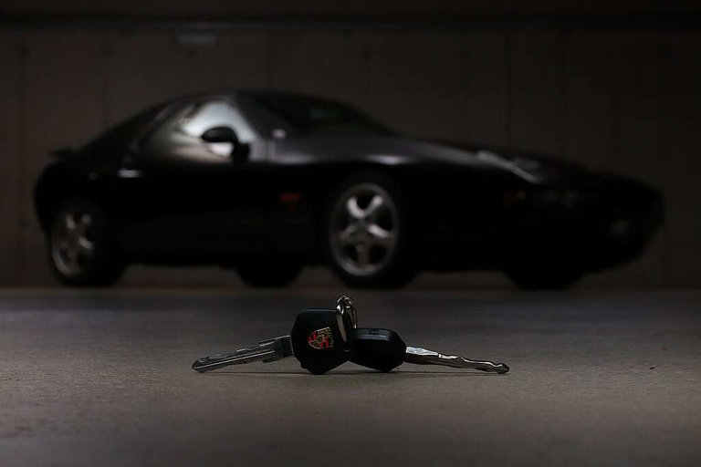 Porsche 928 GTS