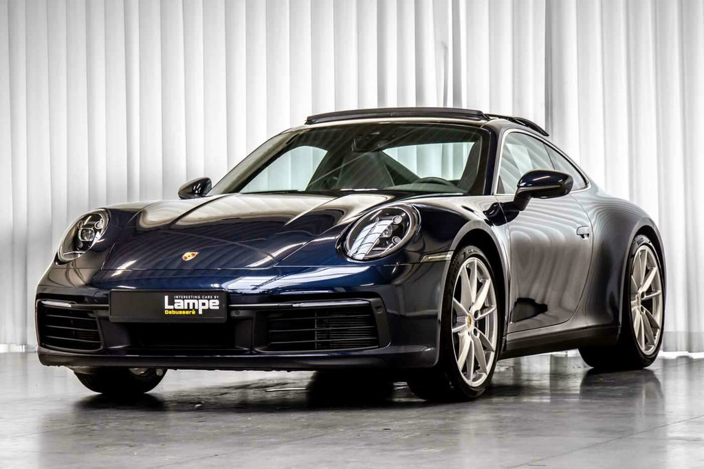 Porsche 992 Carrera