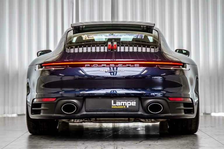 Porsche 992 Carrera