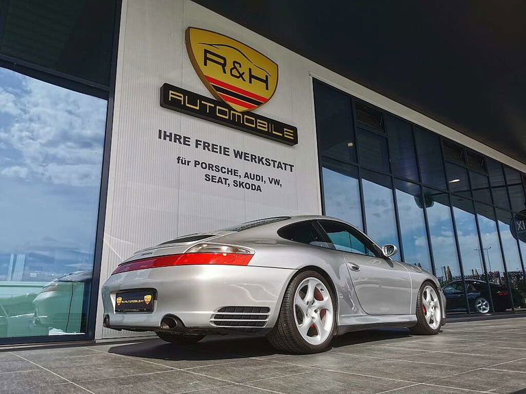 Porsche 996 Carrera 4S