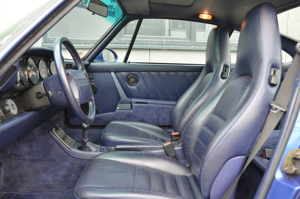 Porsche 964 Carrera 4