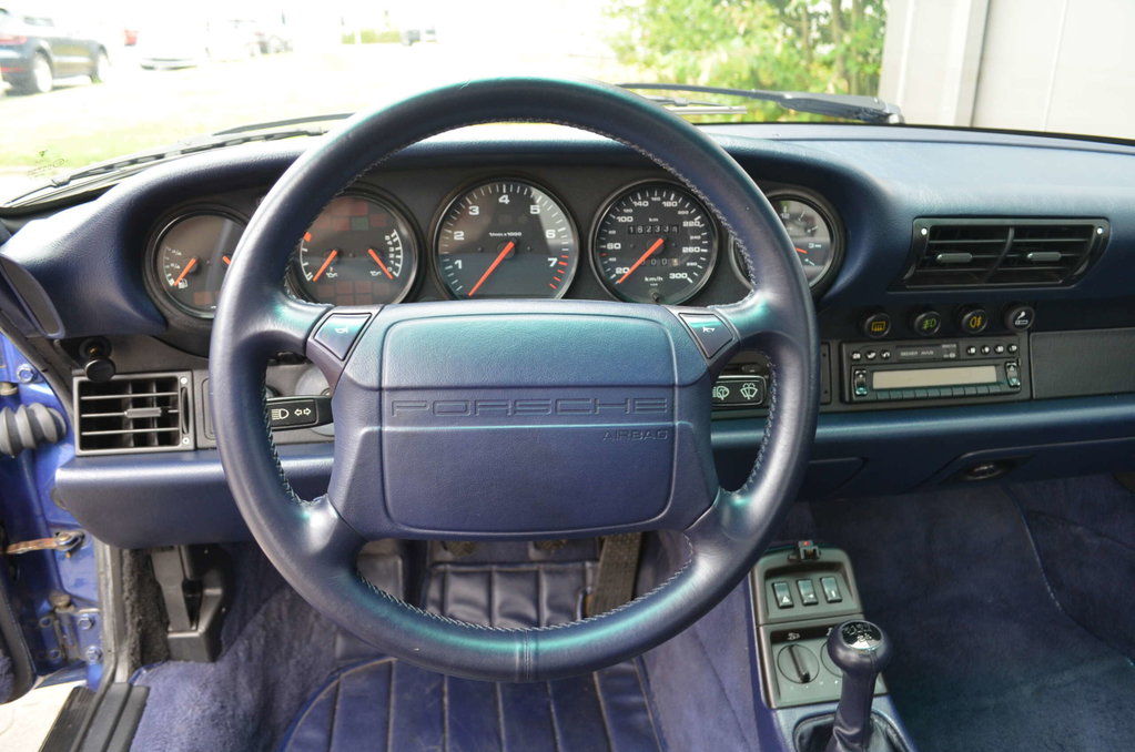 Porsche 964 Carrera 4