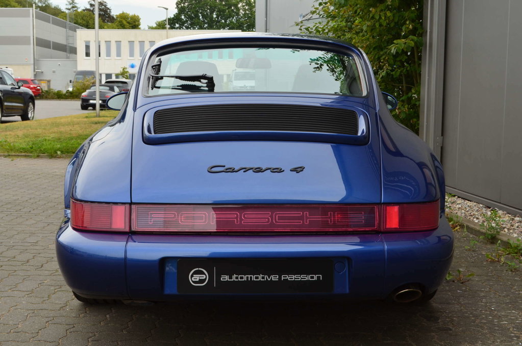 Porsche 964 Carrera 4