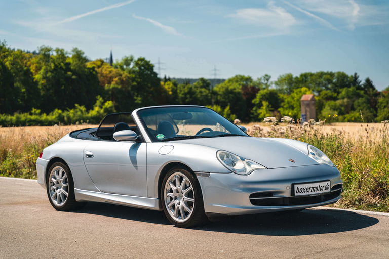 Porsche 996 Carrera 4