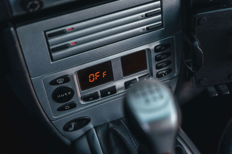 Porsche 996 Carrera 4