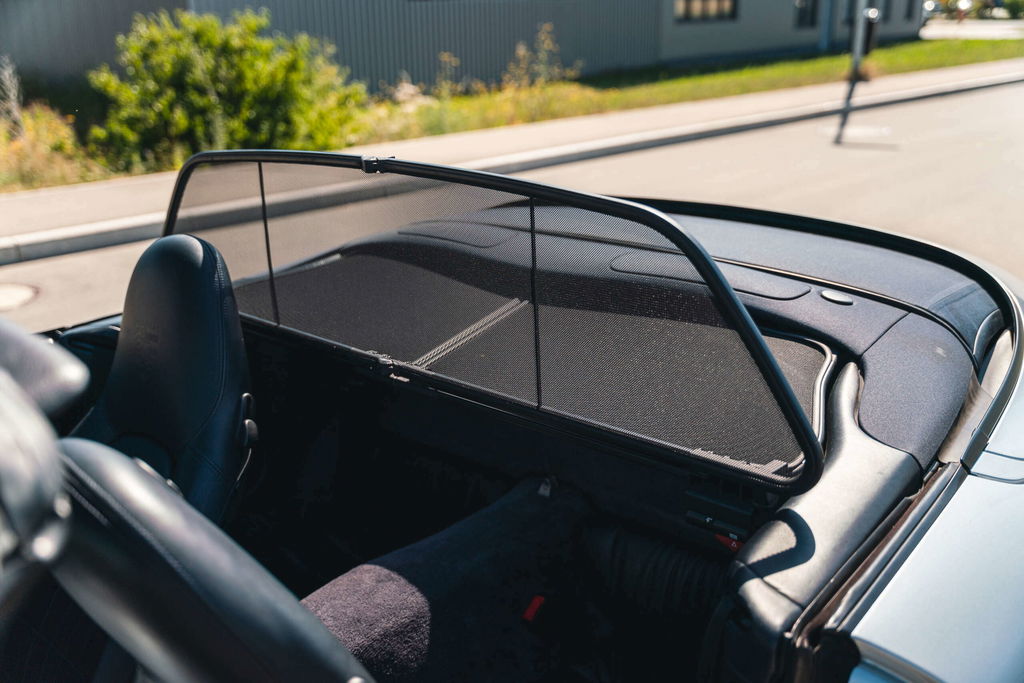 Porsche 996 Carrera 4