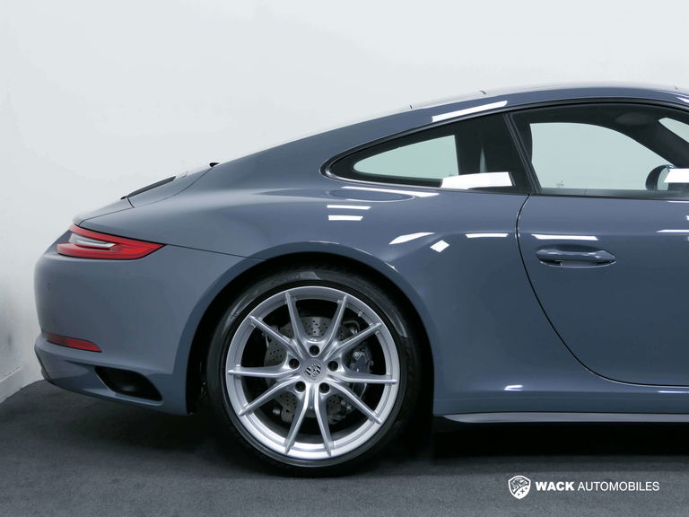 Porsche 991 Carrera 4