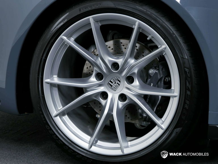 Porsche 991 Carrera 4