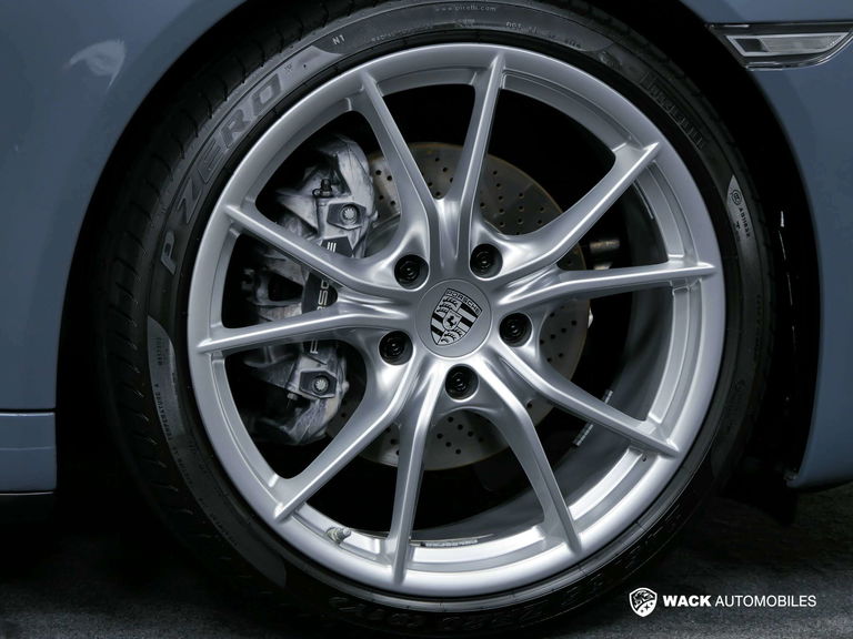 Porsche 991 Carrera 4