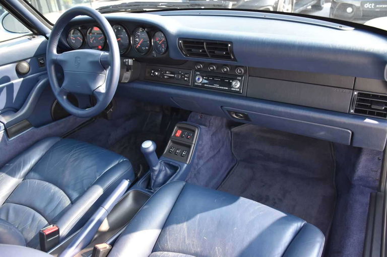 Porsche 993 Carrera 4