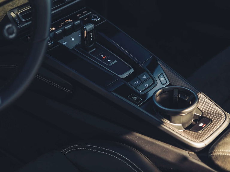 Porsche 992 Carrera 4 GTS