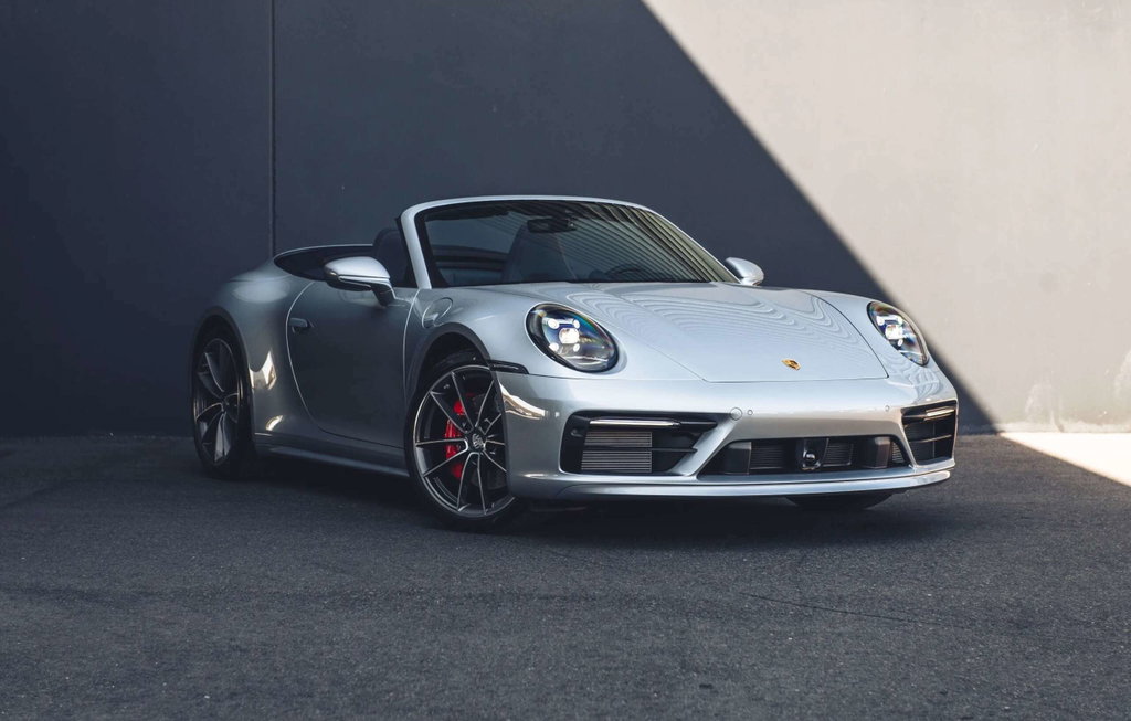 Porsche 992 Carrera 4S
