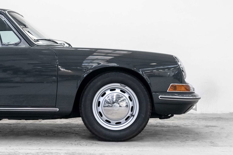 Porsche 911 (F-Modell)