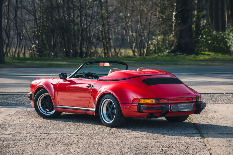 Porsche 911 Carrera 3.2 Speedster
