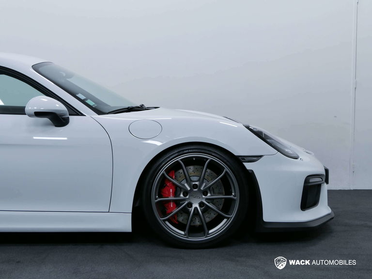 Porsche 981 Cayman GT4