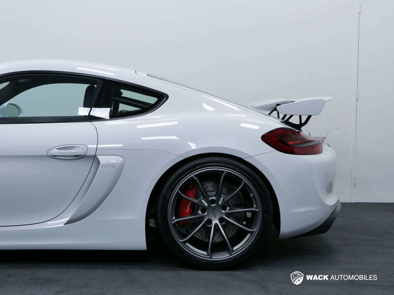 Porsche 981 Cayman GT4