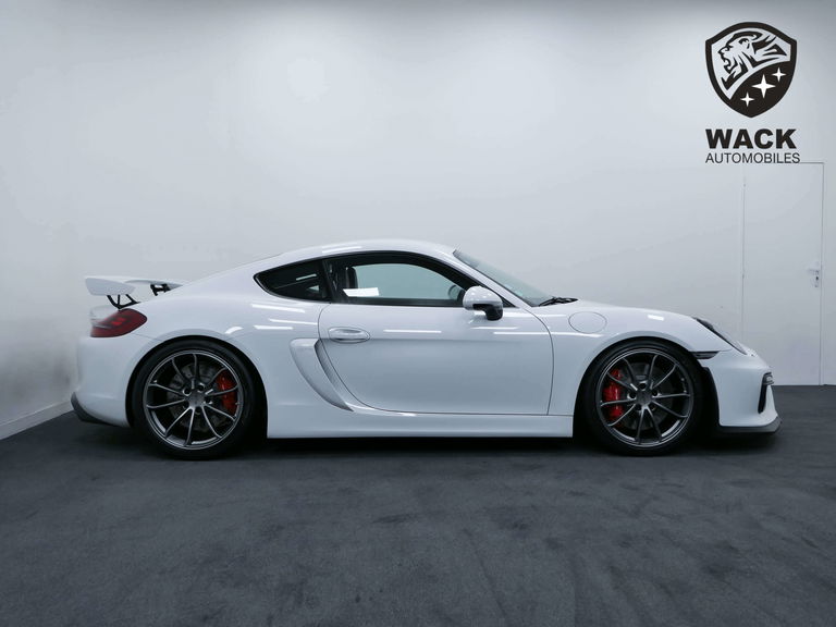 Porsche 981 Cayman GT4