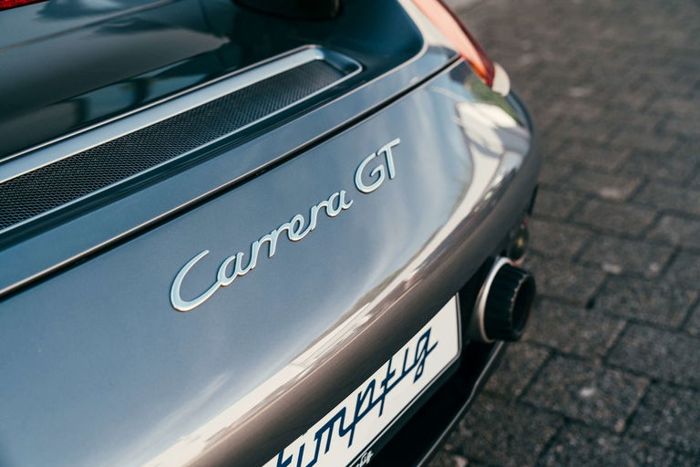 Porsche Carrera GT