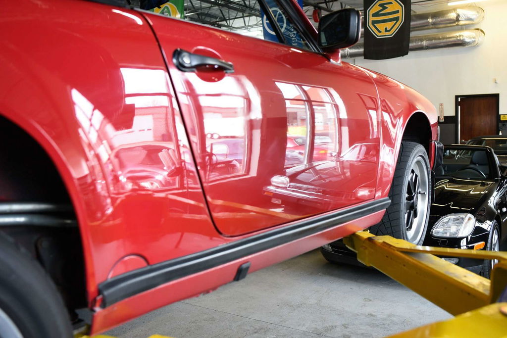 Porsche 911 Carrera 3.2 (US)