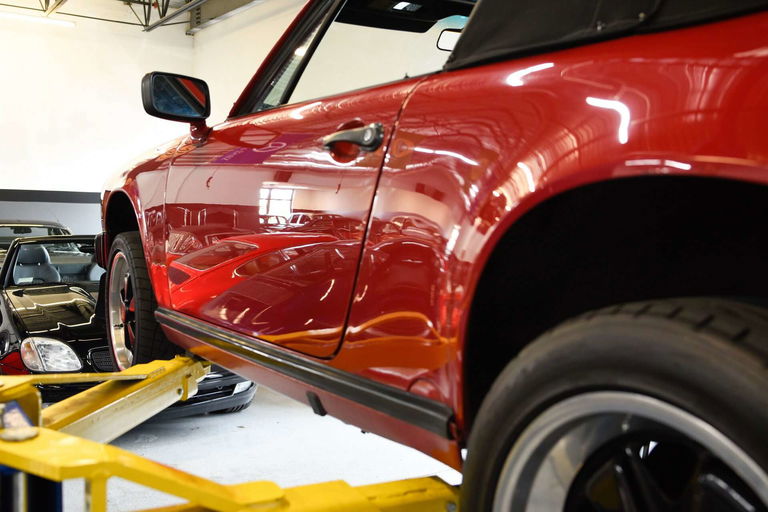 Porsche 911 Carrera 3.2 (US)