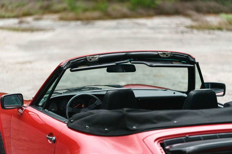 Porsche 911 Carrera 3.2 (US)