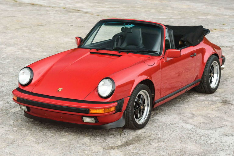 Porsche 911 Carrera 3.2 (US)